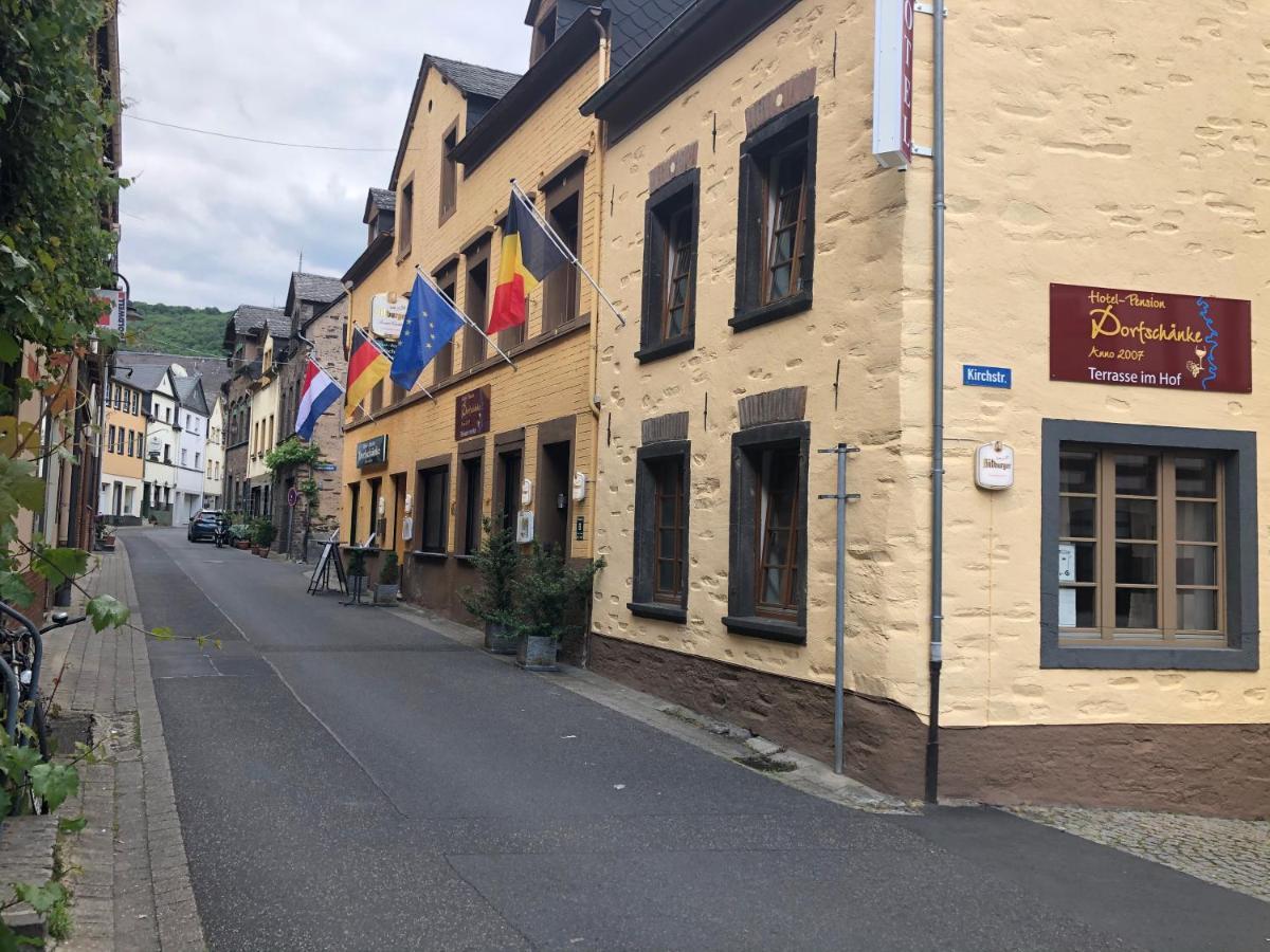 Hotel Zur Dorfschänke Klotten Exterior foto