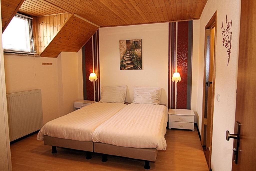 Hotel Zur Dorfschänke Klotten Zimmer foto