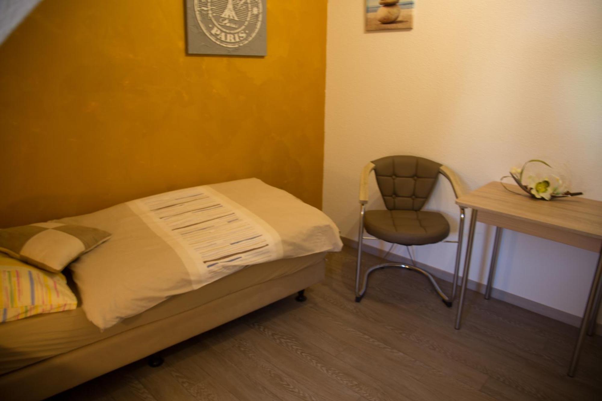 Hotel Zur Dorfschänke Klotten Zimmer foto